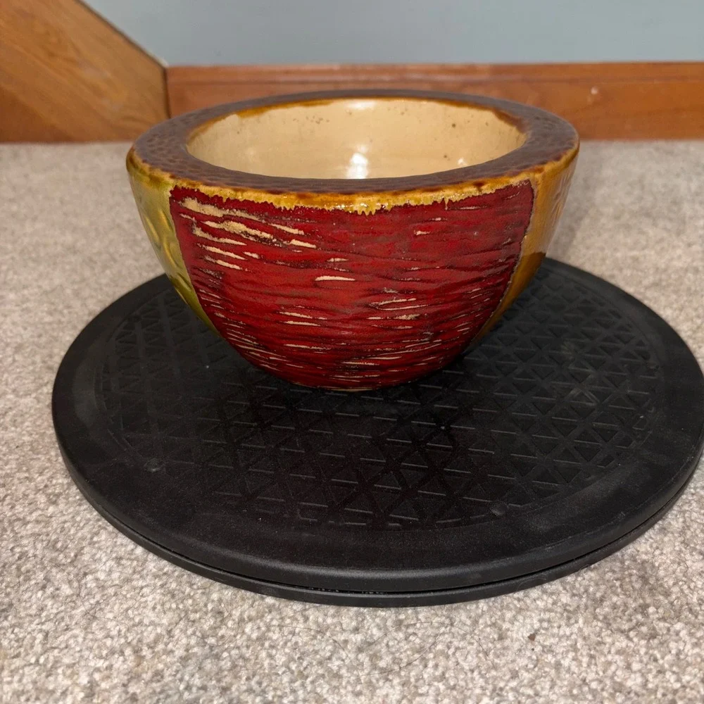 Lyon Home Gallery Ceramic Planter Pot Floral Embossed Rustic Home Decor vintage‎